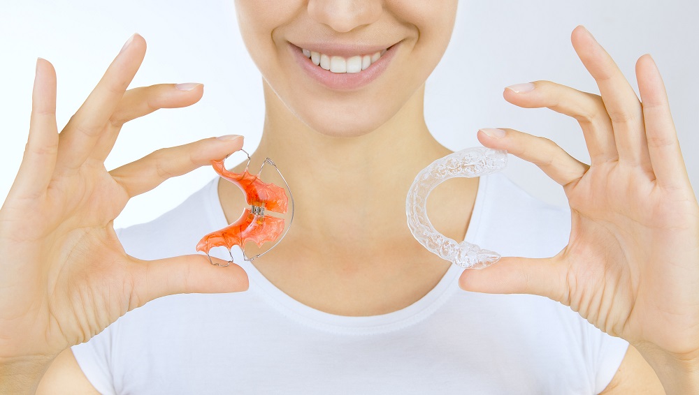 Jaki aparat ortodontyczny wybrać? Podział aparatów ortodontycznych.