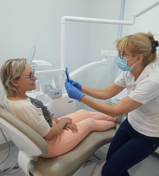 PROSTA POMOC: Oliwia, podopieczna Fundacji Po Drugie, otrzyma leczenie ortodontyczne od naszych Pacjentów