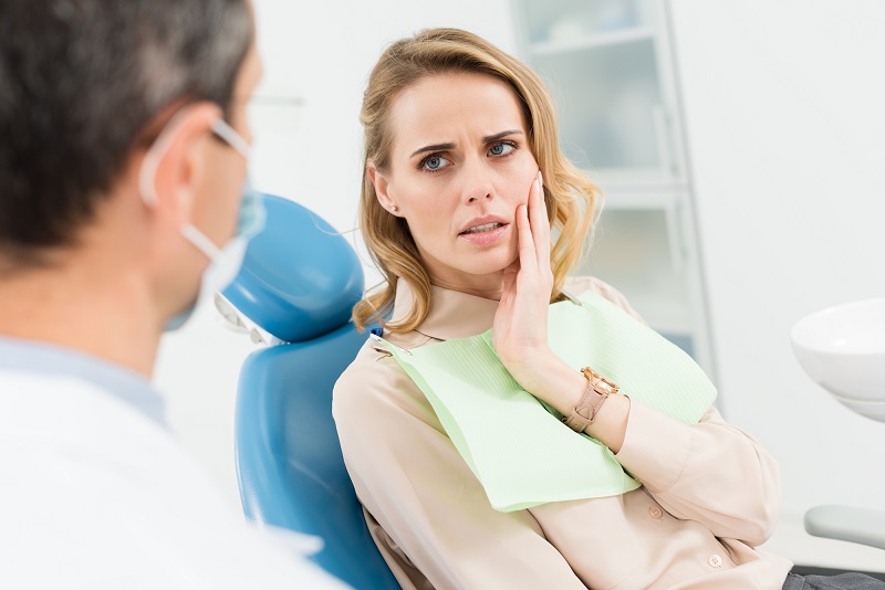 Aparat ortodontyczny a ruchomy ząb – o co chodzi?
